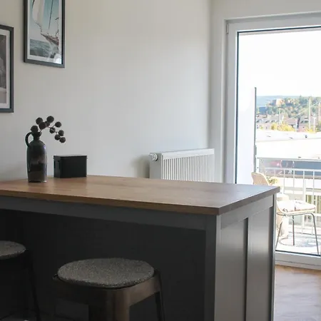 Wonderful World - Stadtnah, Balkon, Parkplatz, E-ladestation, Fitnessstudio *