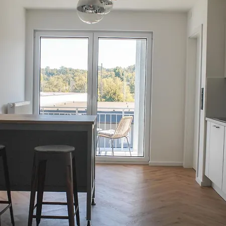 Apartment Wonderful World - Stadtnah, Balkon, Parkplatz, E-ladestation, Fitnessstudio