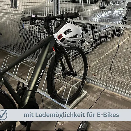 Appartement Wonderful World - Stadtnah, Balkon, Parkplatz, E-ladestation, Fitnessstudio *