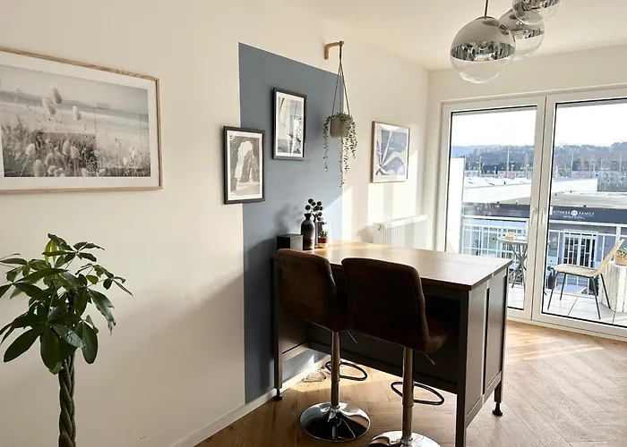 Apartamento Wonderful World - Stadtnah, Balkon, Parkplatz, E-ladestation, Fitnessstudio Coblença